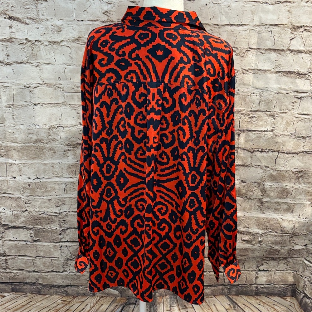 Jones New York Red and Blue Blouse - Picture 3 of 10